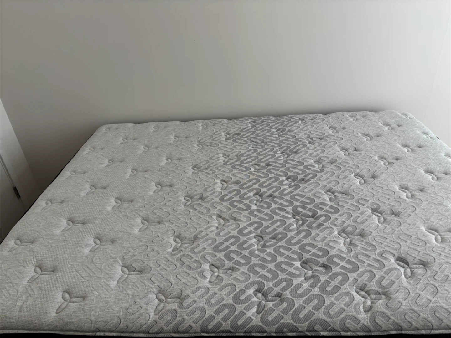 Beautyrest Queen Mattress and Metal Bed Frame