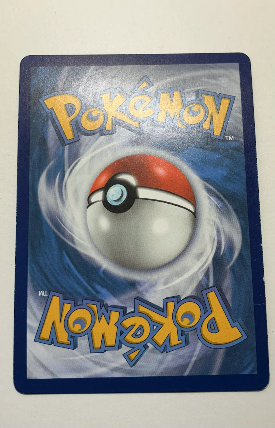 Galarian Moltres V 097/198 Chilling Reign Pokémon Card - photo 4