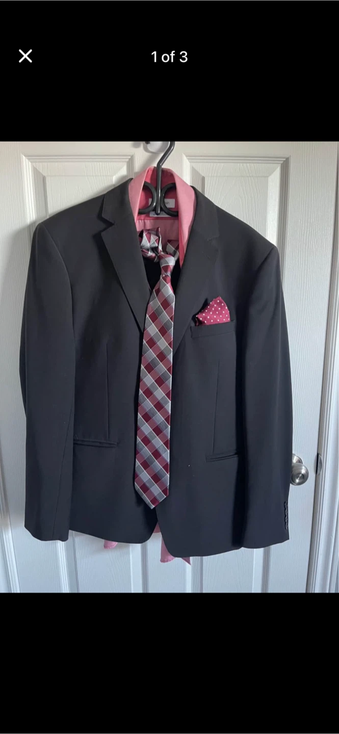 Calvin Klein Suit with Pink Shirt, Tie & Pocket Square