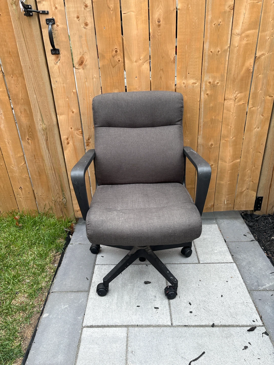 Grey Office Chair with Wheels