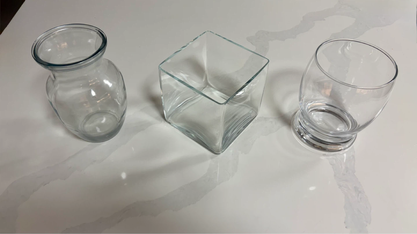 Set of 3 Clear Glass Vases/Containers - photo 2
