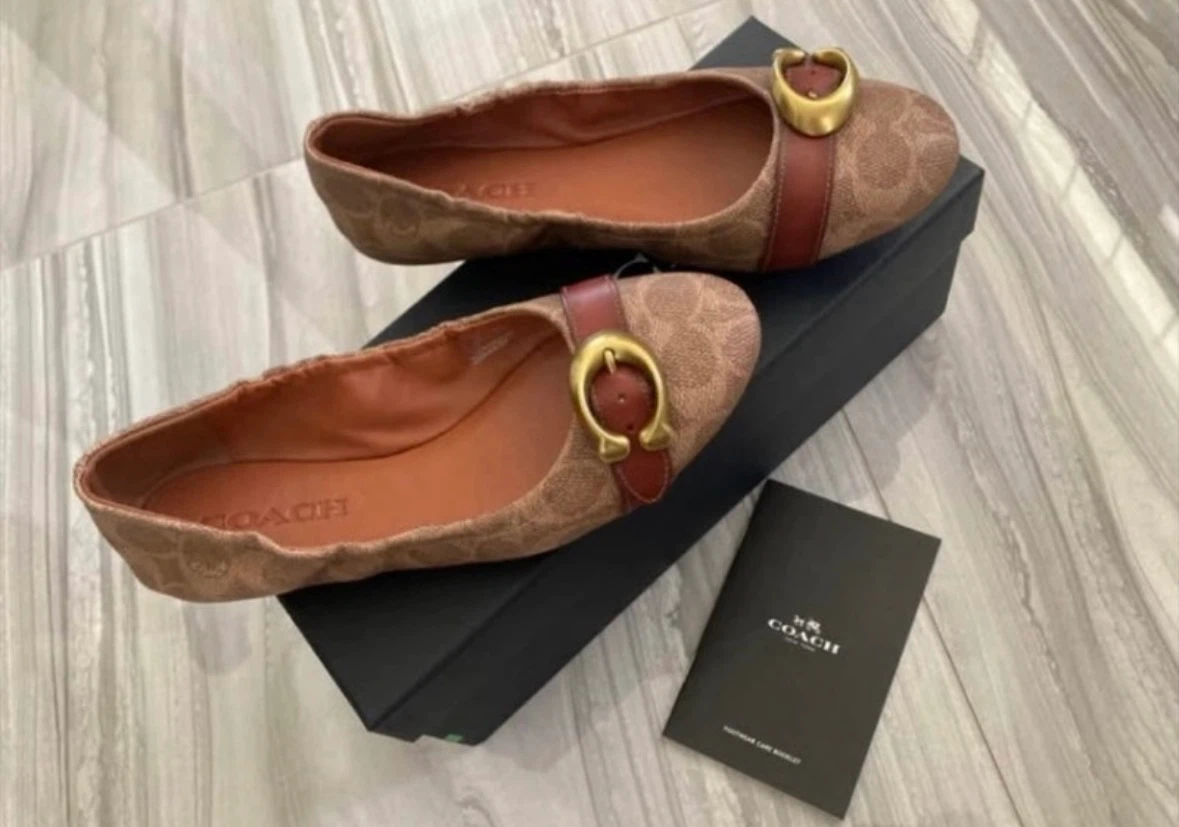 Coach Signature Ballet Flats - Size 7 - photo 2