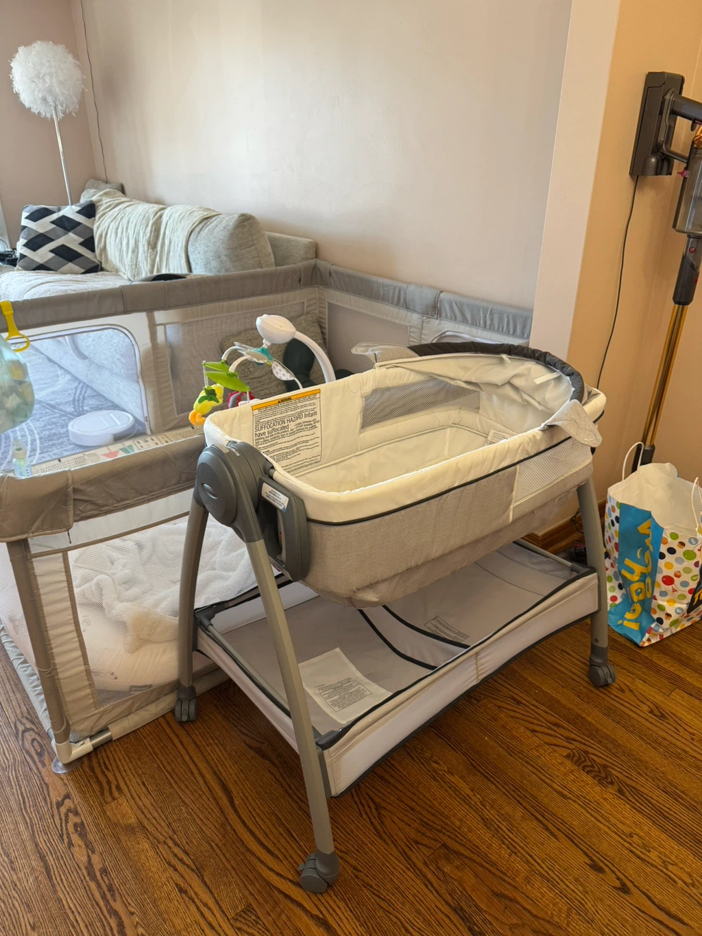 Graco Pack 'n Play Dream Suite Bassinet
