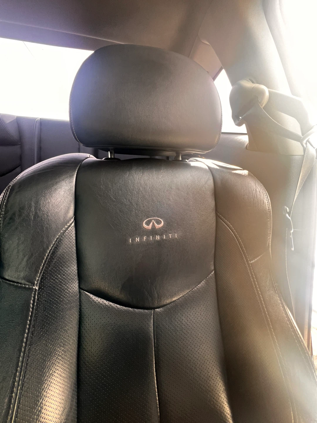 Infiniti G37 Coupe - photo 5
