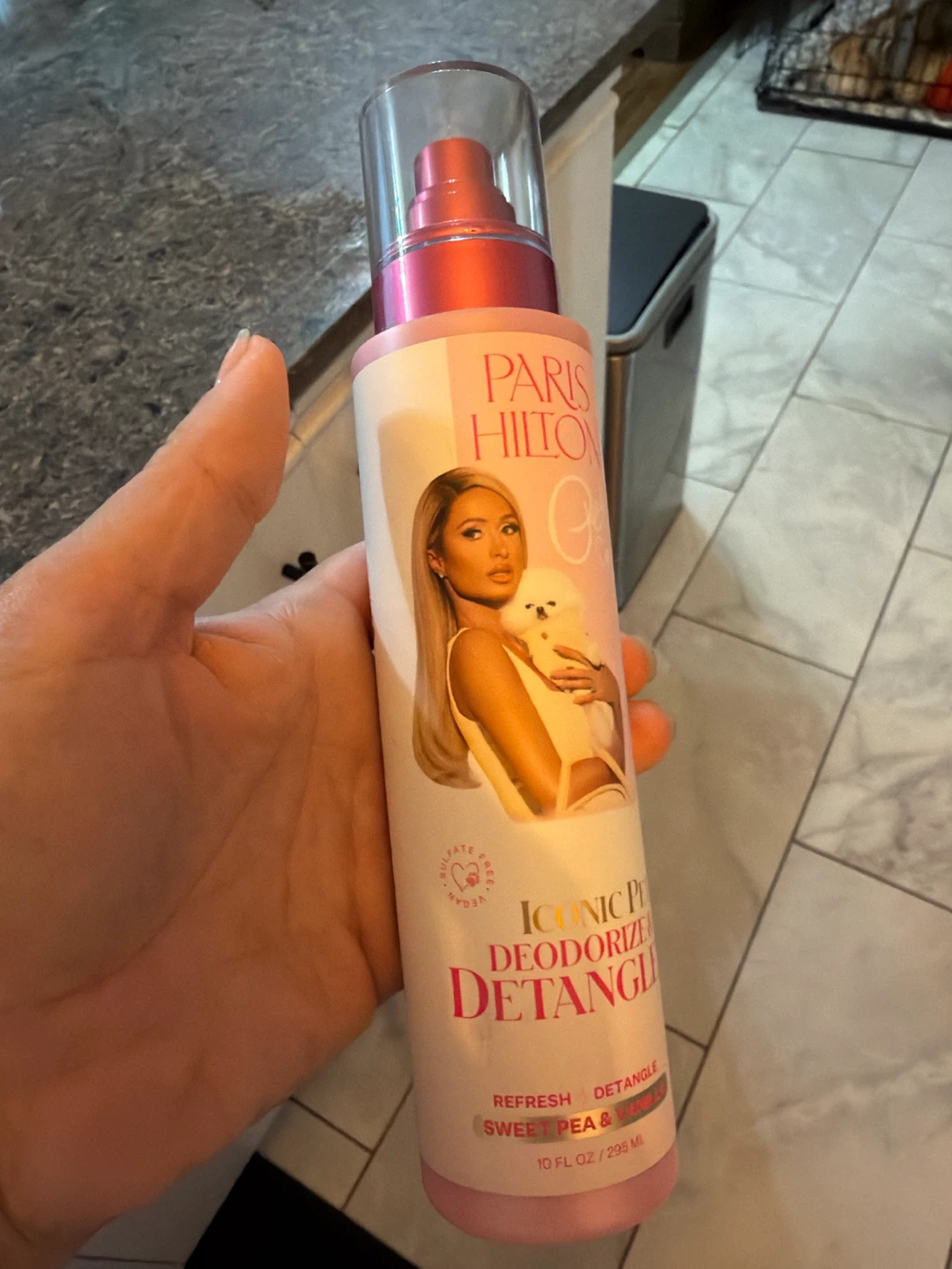 Paris Hilton Iconic Pet Deodorizer Detangler - Sweet Pea &