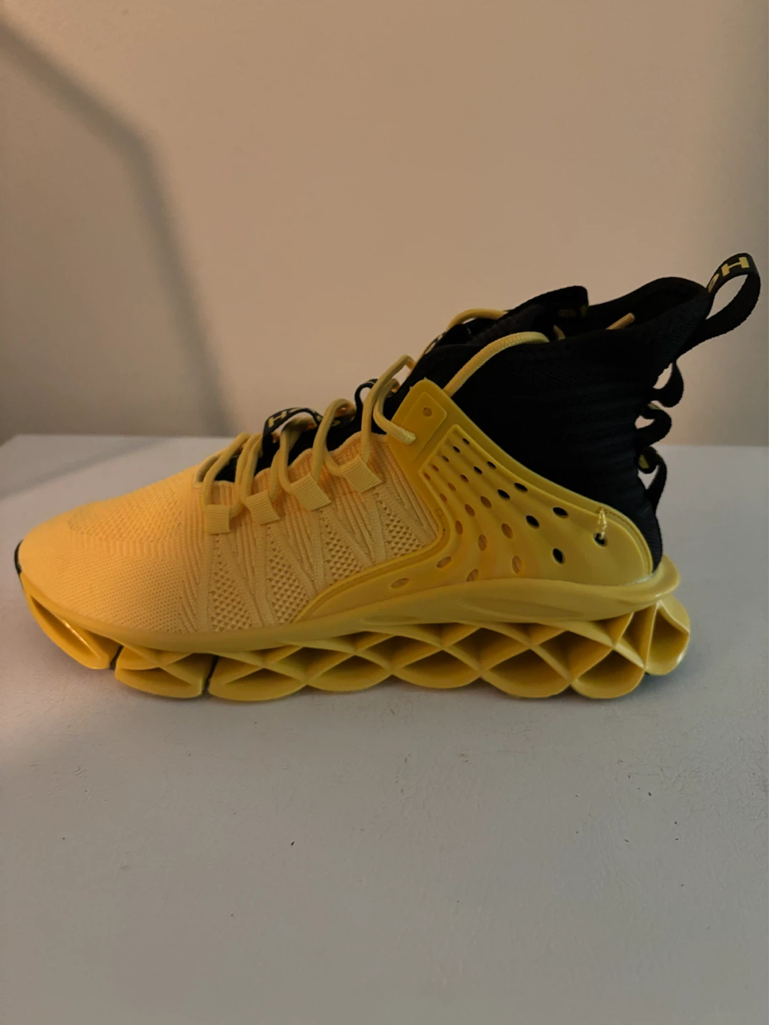 Mr Lin Running Shoes - photo 2