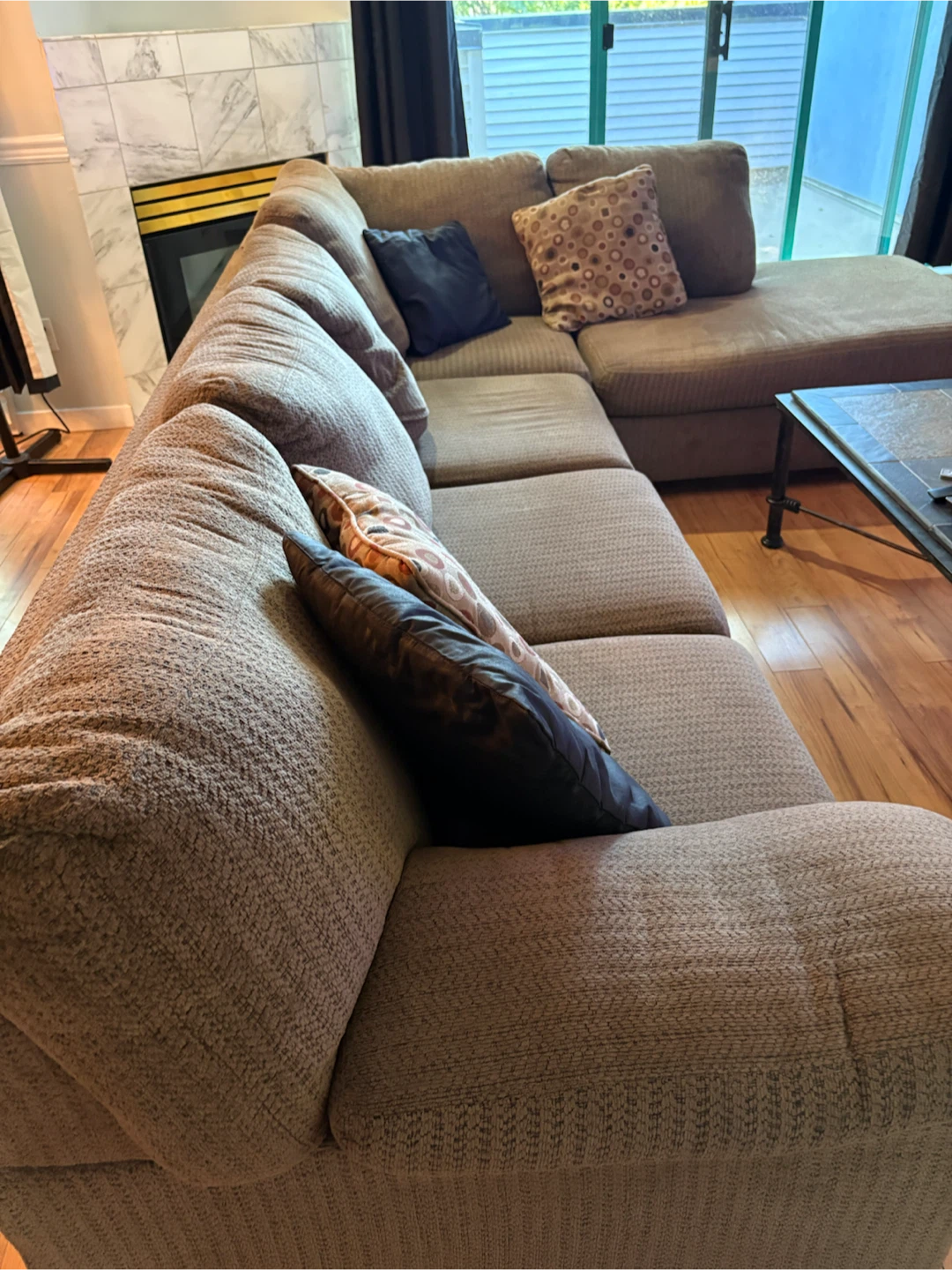 Sectional Couch - photo 2
