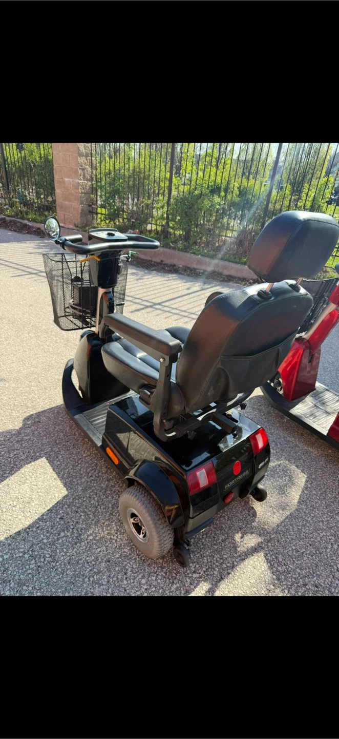 Fortress 1700TA 3-Wheel Scooter