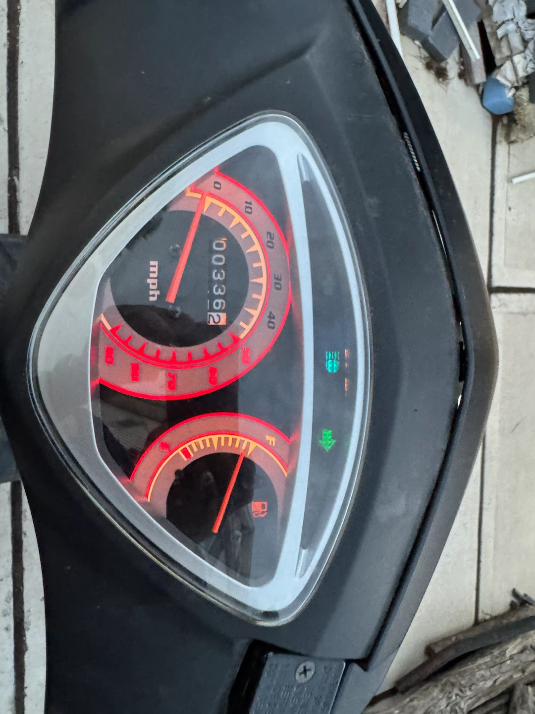 Viper 50cc Scooter with Trunk