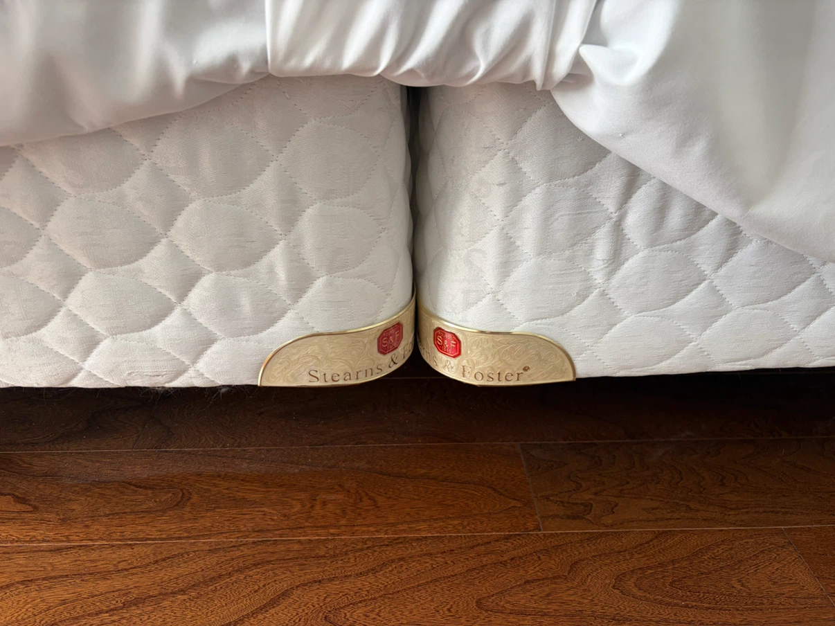 King Size Bed and Box Springs - photo 5