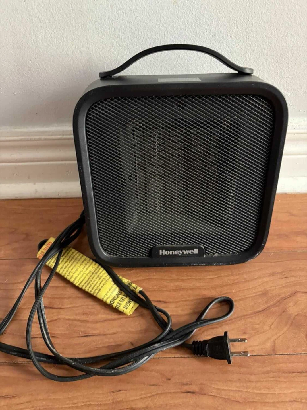 Honeywell heatbud XL space heater - photo 3