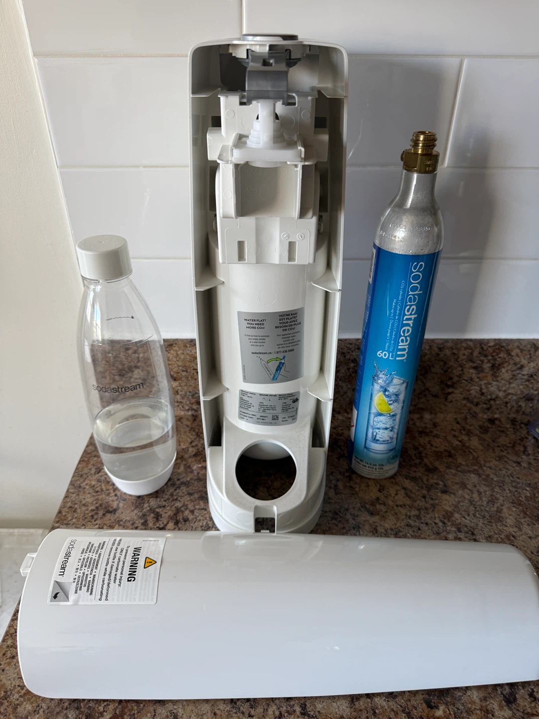 SodaStream Fizzi Sparkling Water Maker Kit - photo 3