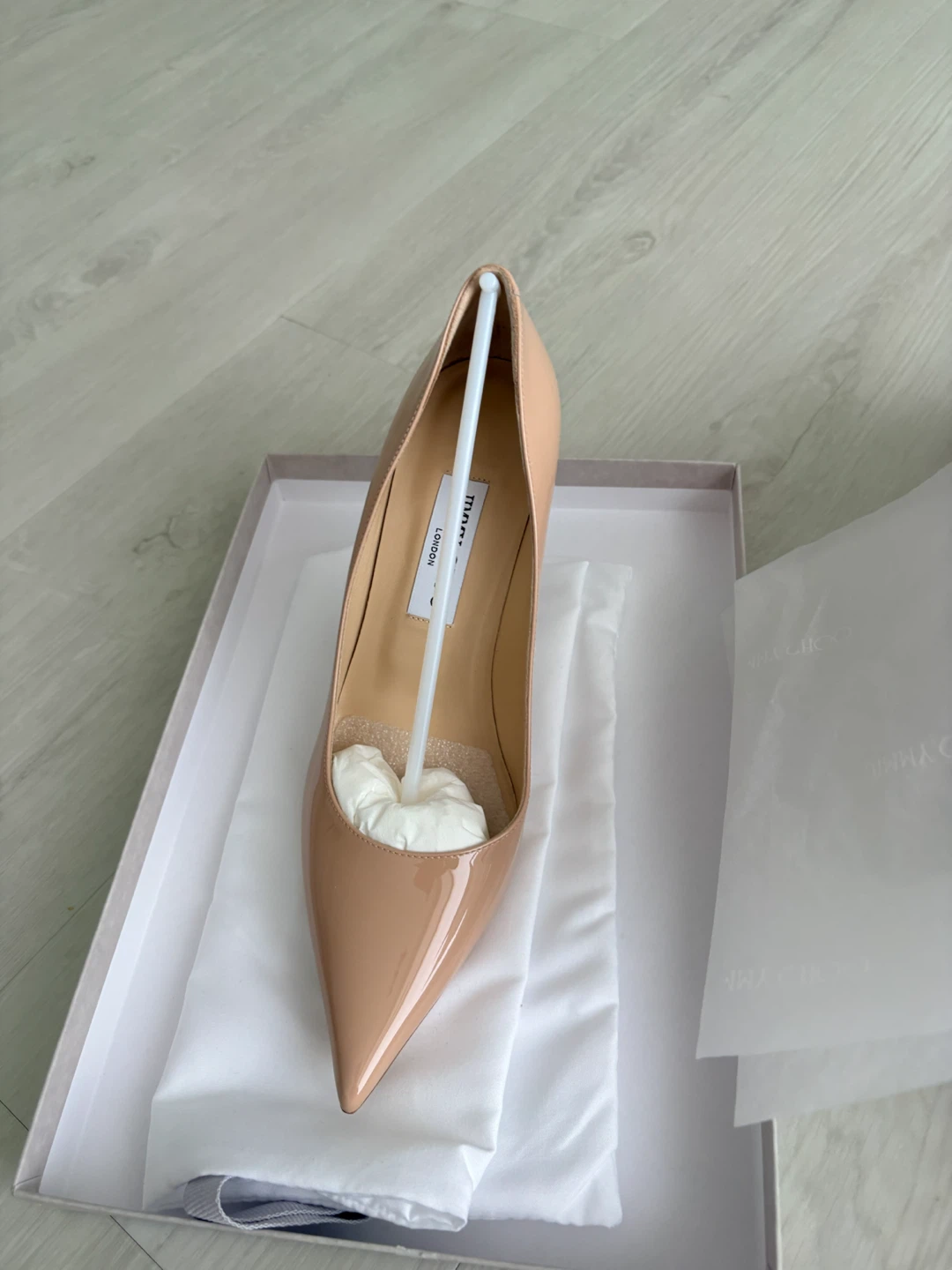 Jimmy Choo Nude Patent Leather Pumps Size 39 - photo 2