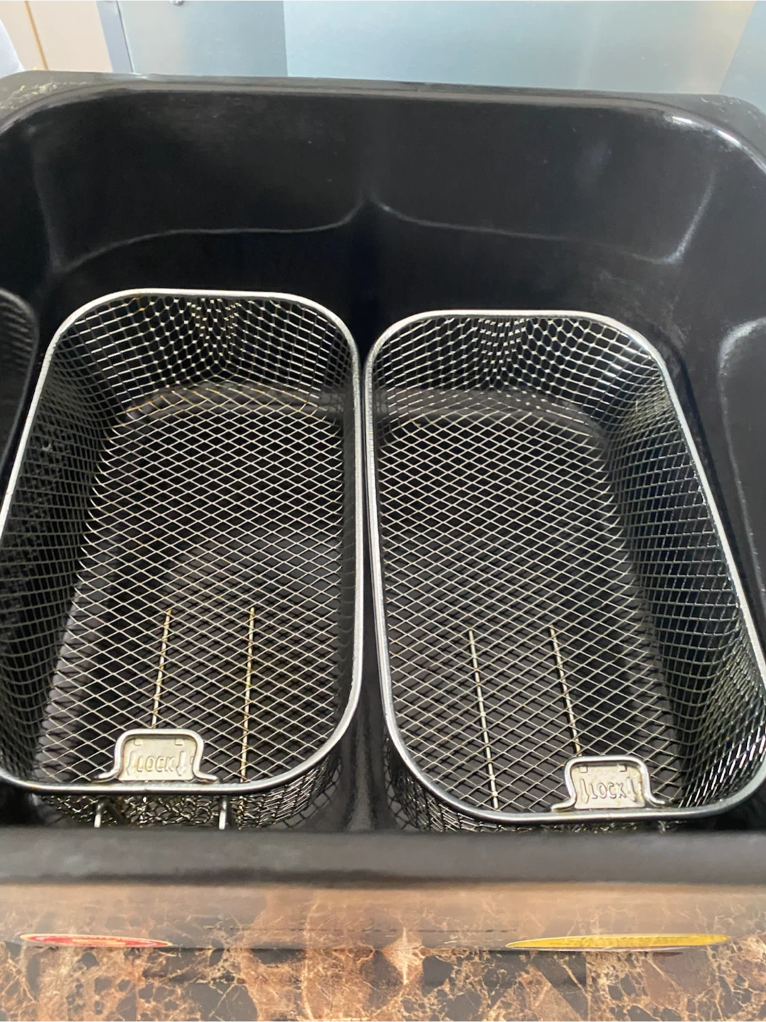 Hamilton Beach Dual Basket Deep Fryer - photo 2