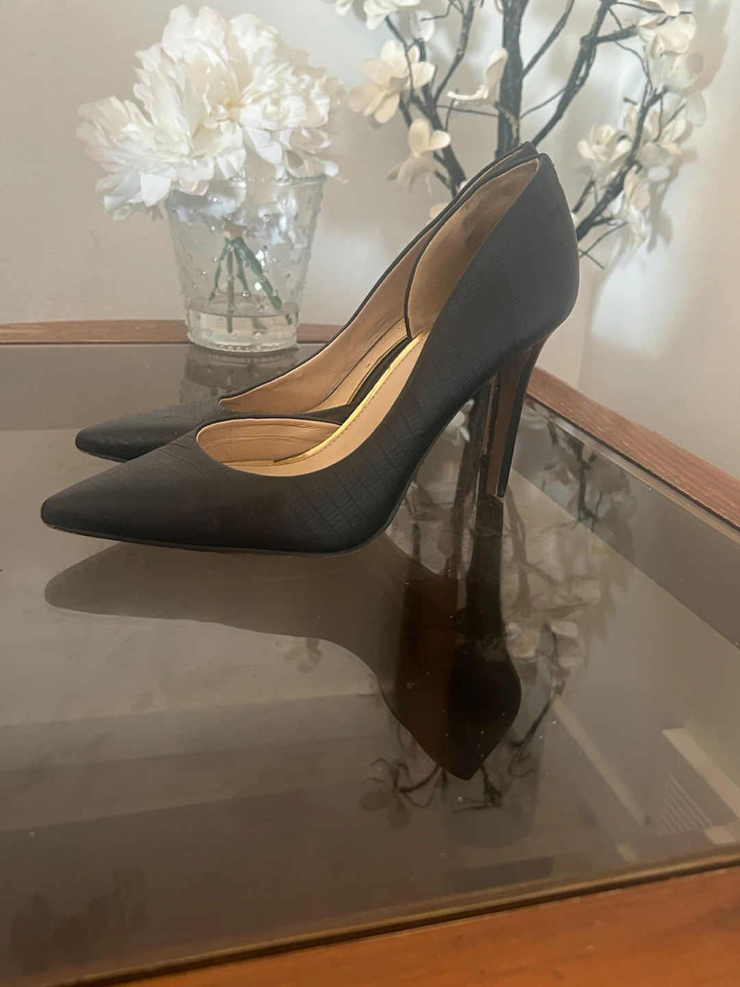 Jessica Simpson Black Pointed Toe Heels