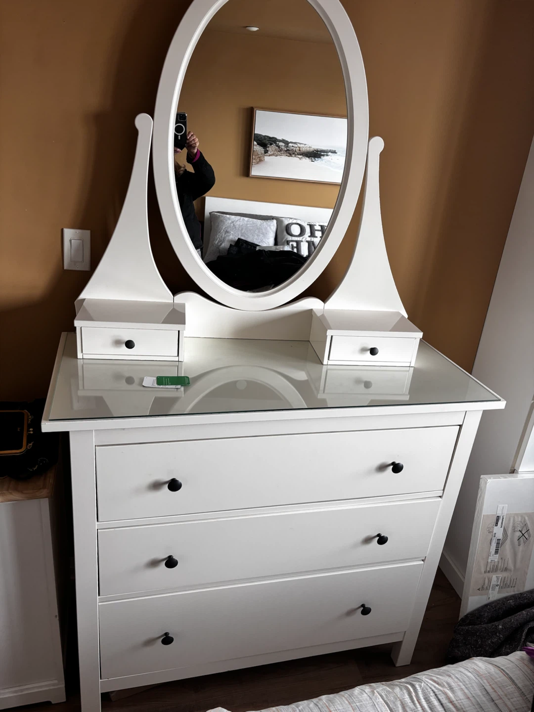 IKEA Hemnes Dresser W Mirror//Amazing condition