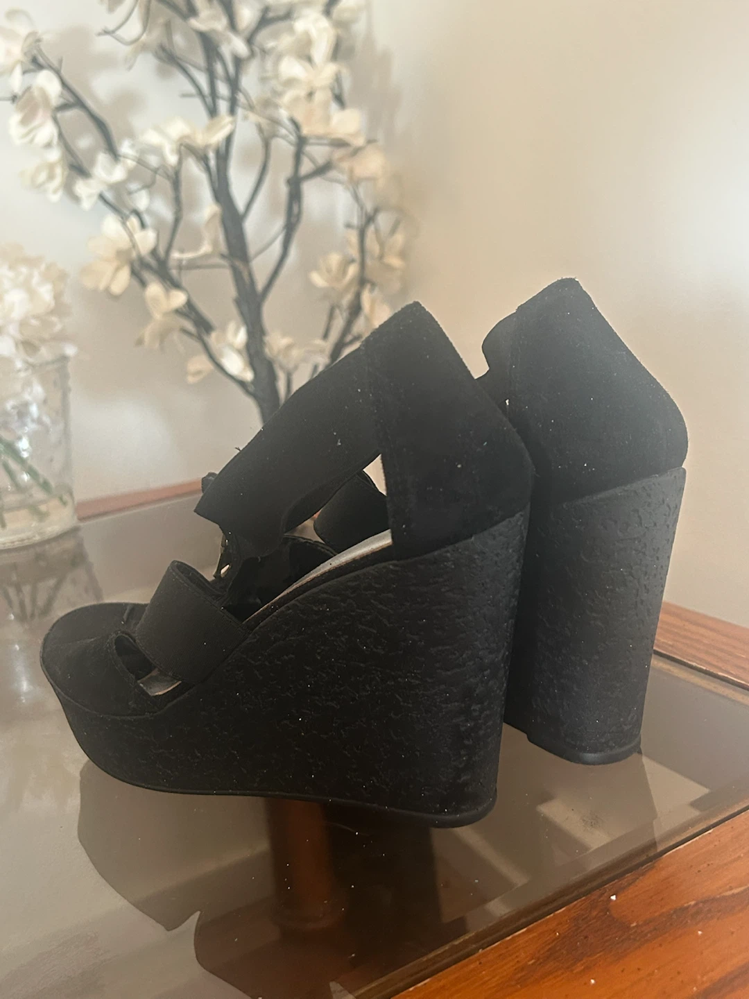 Black Suede Wedge Sandals - photo 2