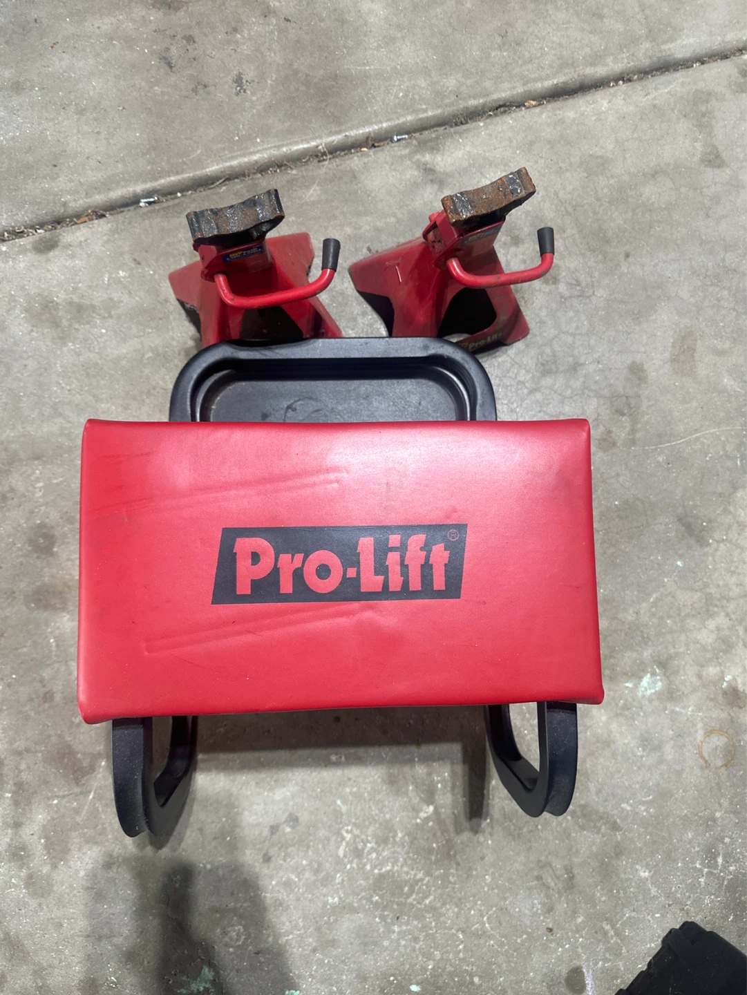 Pro-Lift Rolling Creeper Seat with Jack Stands