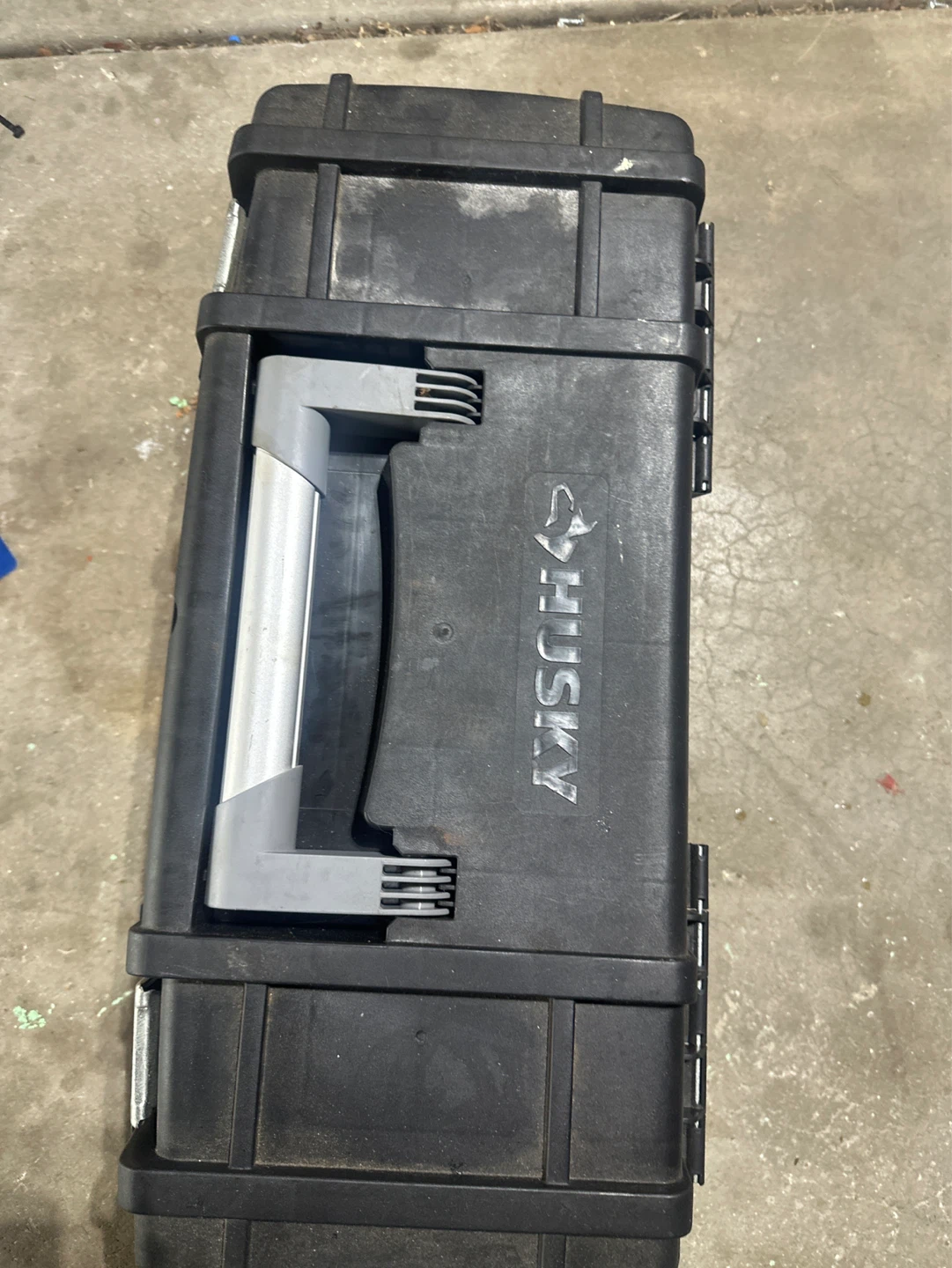 Husky 24-in Tool Box with Metal Handle - photo 2