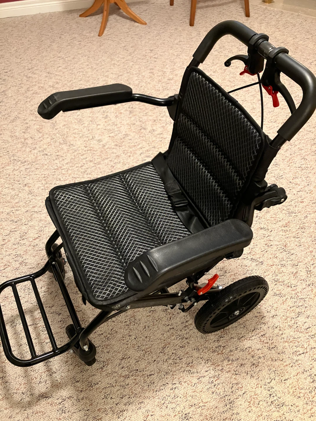 Foldable Transport Wheelchair - photo 3