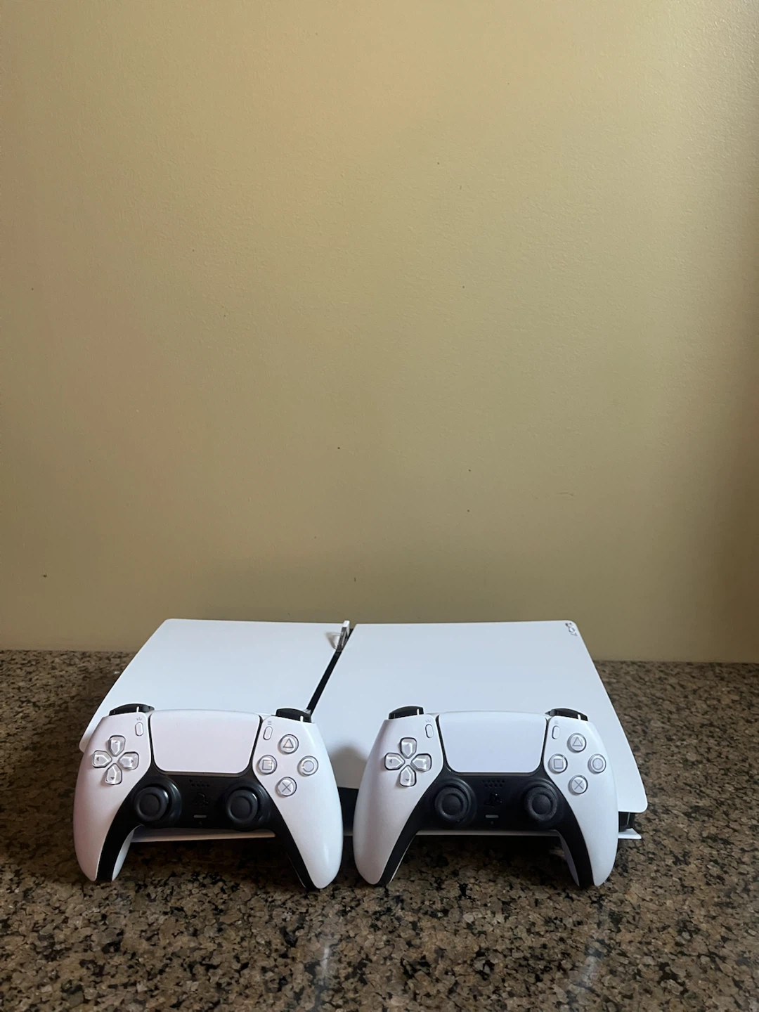 PS5 Slim 1TB Bundle – Like New - photo 2