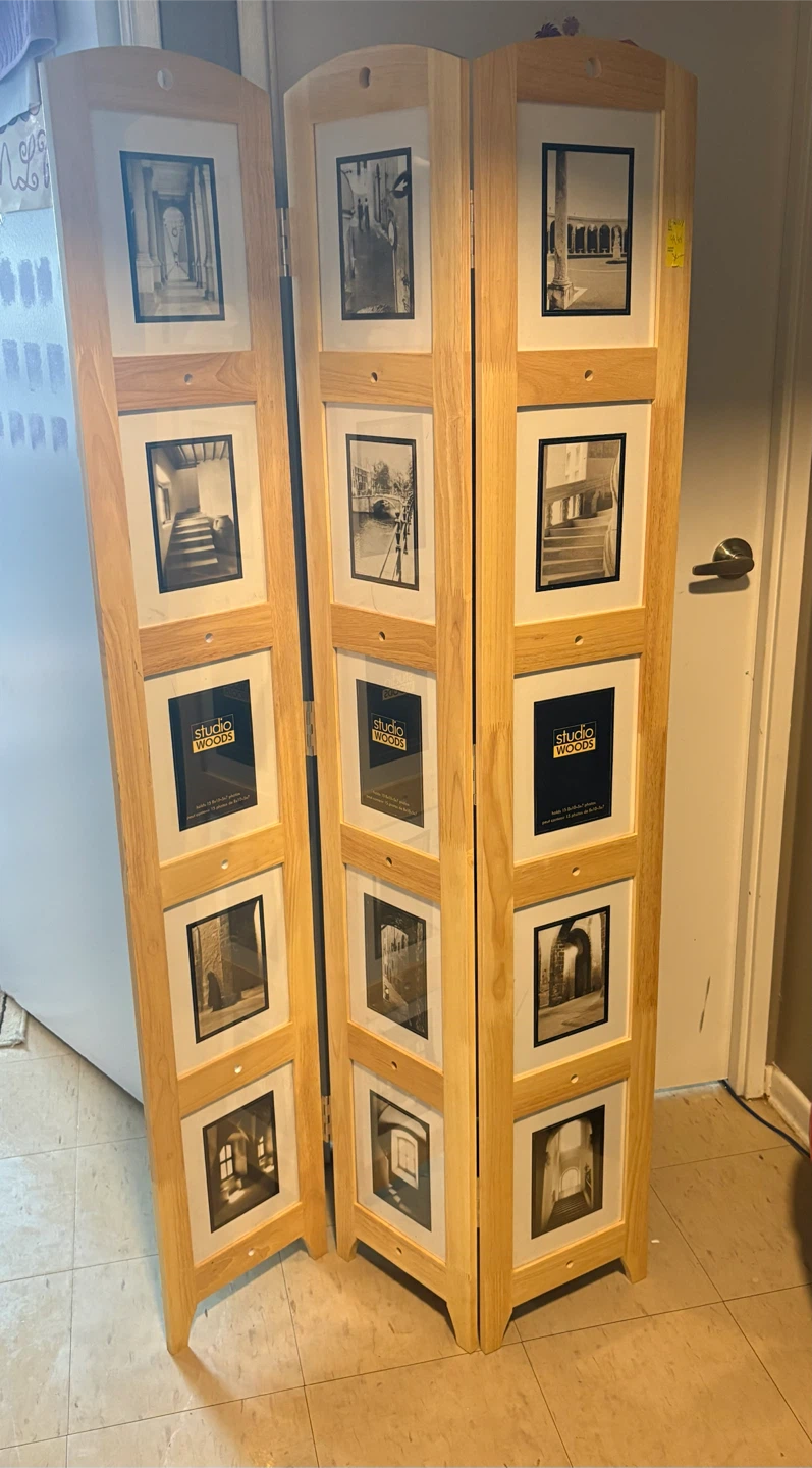 Studio Woods 3-Panel Folding Photo Display Screen