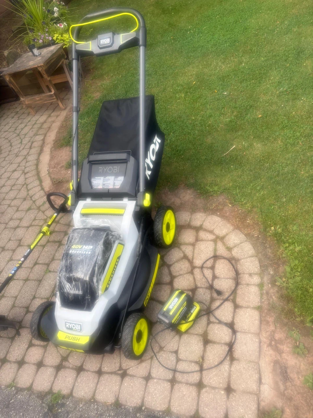 Ryobi 40V HP Brushless Push Lawn Mower & String Trimmer Combo - photo 2