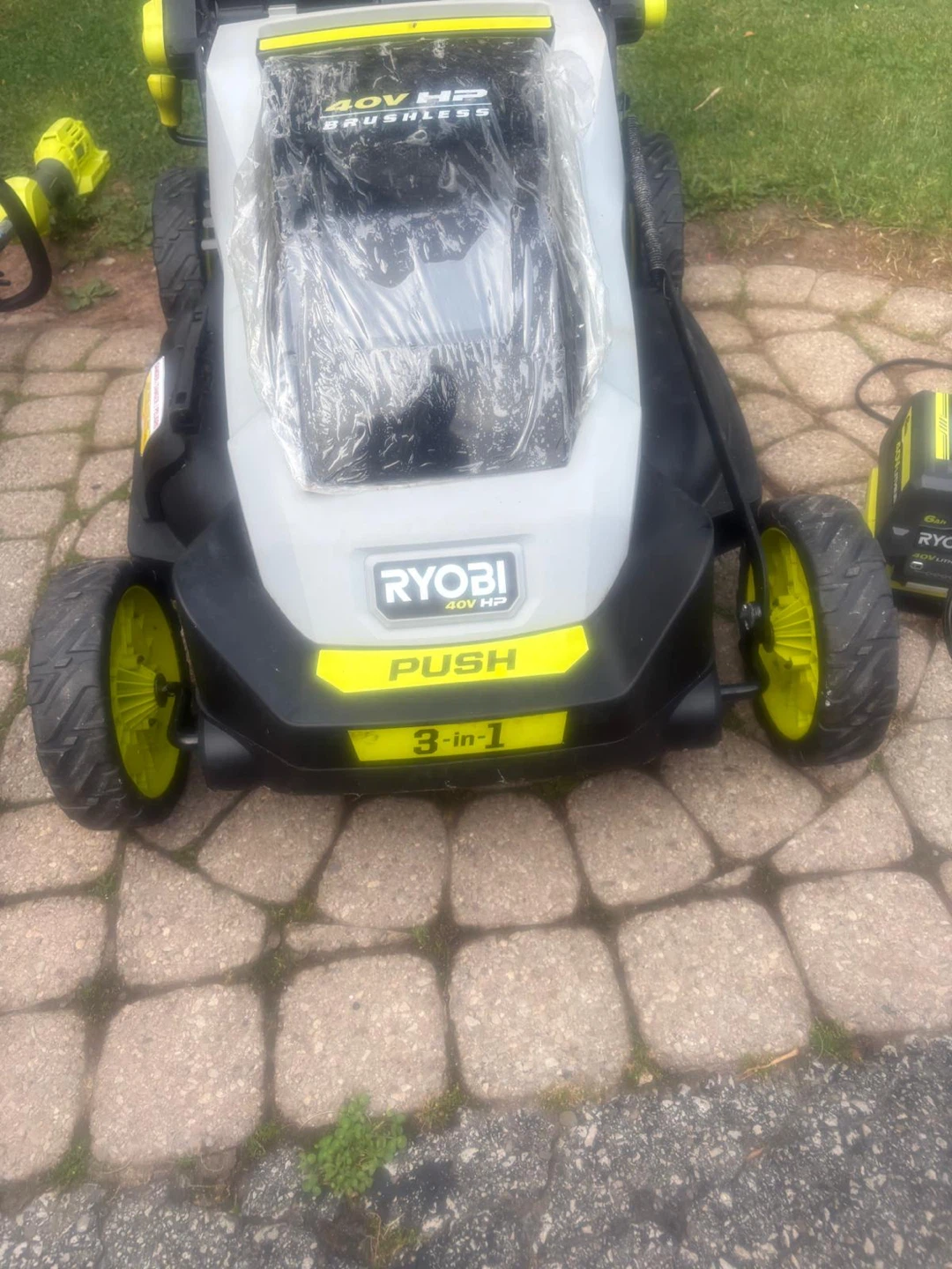 Ryobi 40V HP Brushless Push Lawn Mower & String Trimmer Combo - photo 5