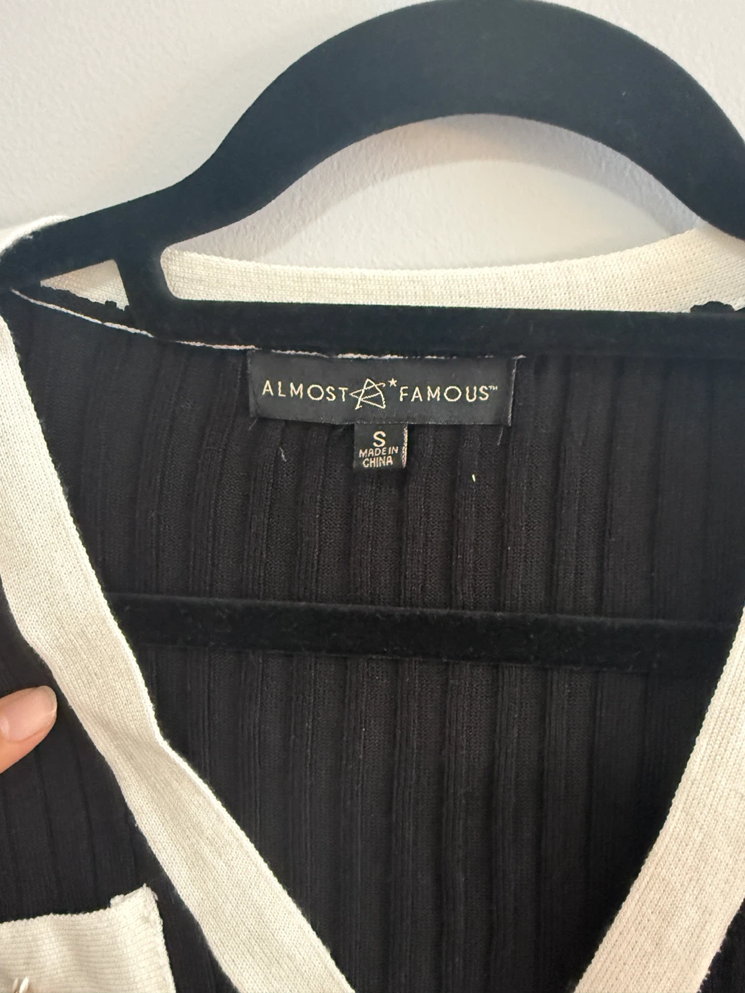 Almost Famous Black & White Ribbed Button Dress - photo 3