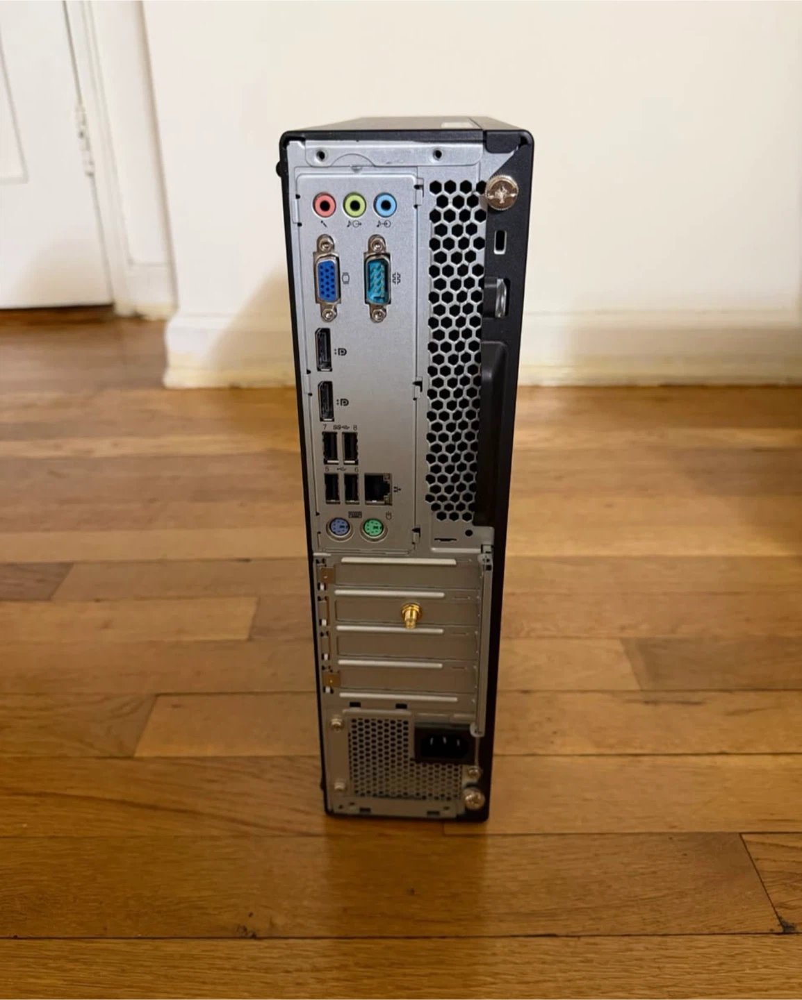 I5-7th gen. Lenovo ThinkCentre Desktop Computer - photo 2