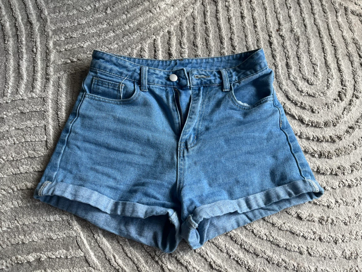 Denim High-Waisted Shorts sz 2