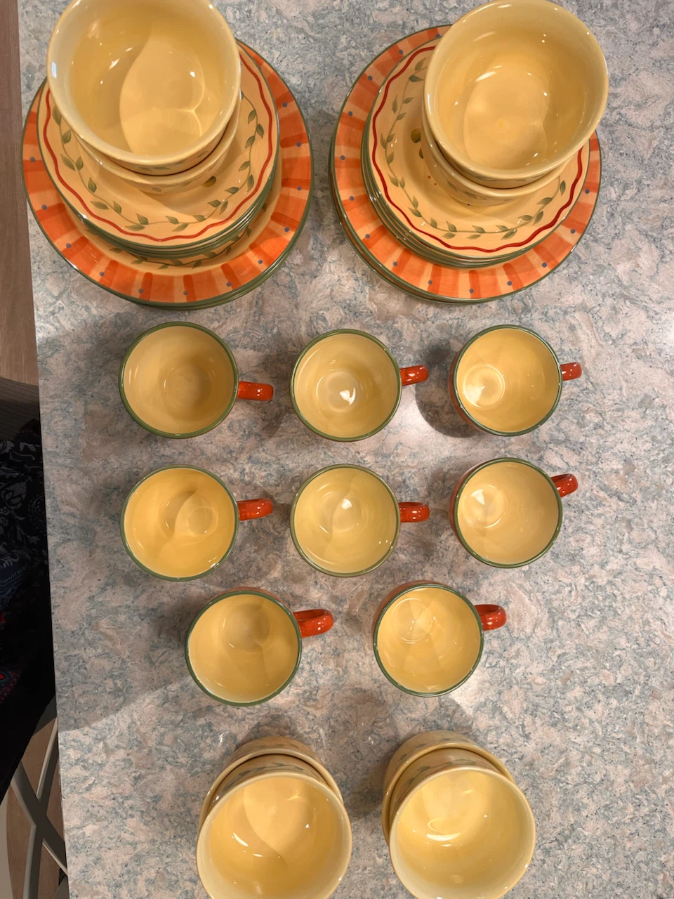Hand-Painted German Ceramic Dinnerware Set - photo 2