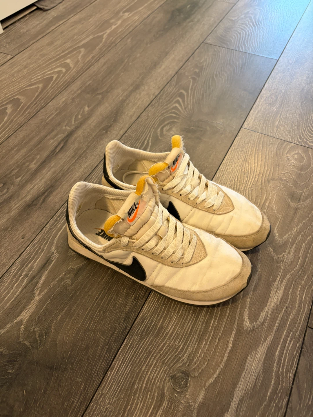 Nike Waffle Trainer 2 White Black Women's US 7.5 - photo 2
