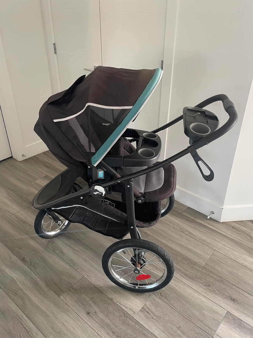 Graco Jogging Stroller - photo 2