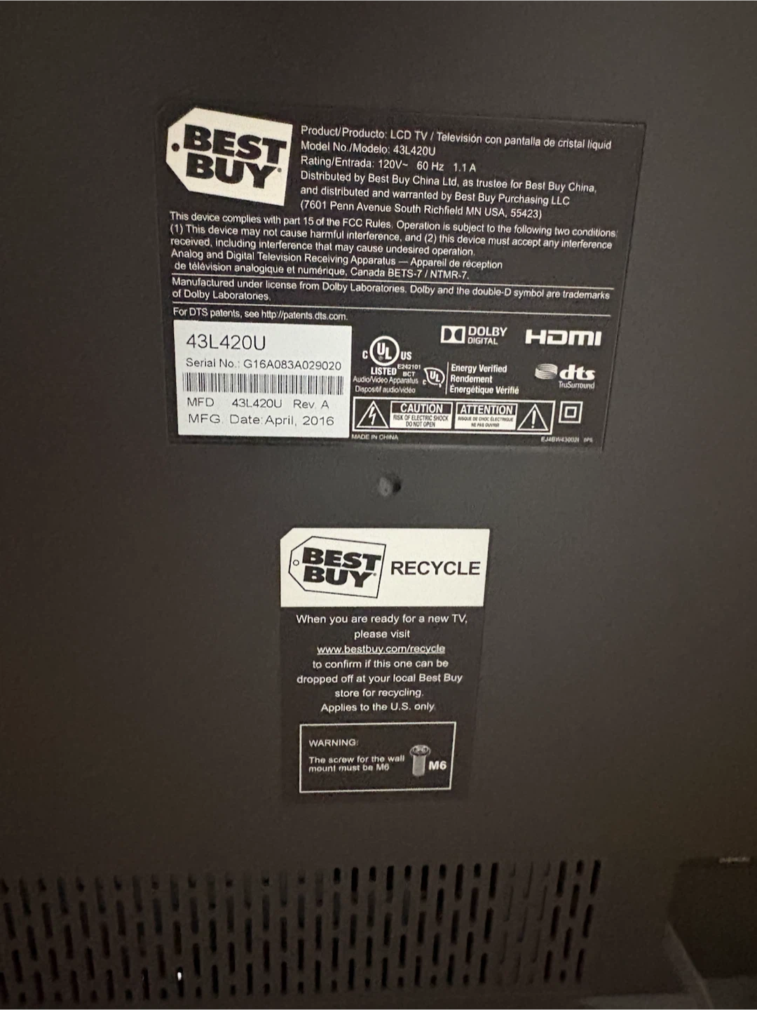 Toshiba 43" LCD TV - photo 4