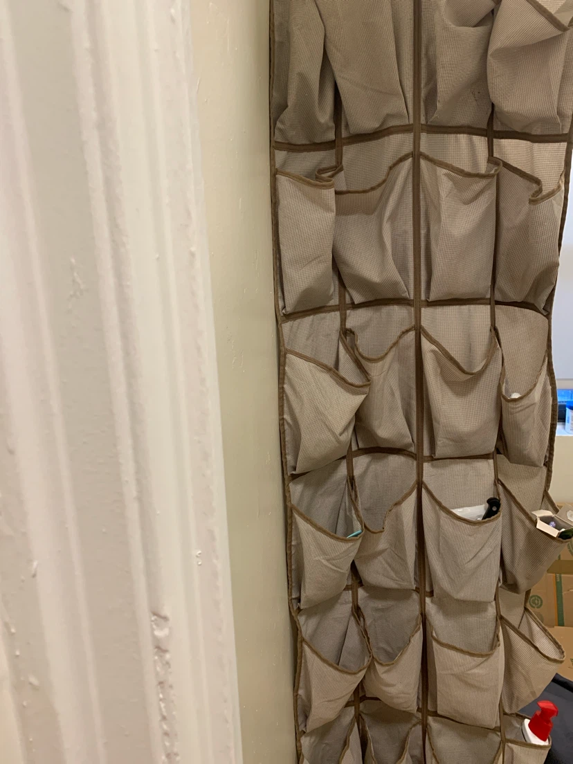 Hanging  pocket  organizer