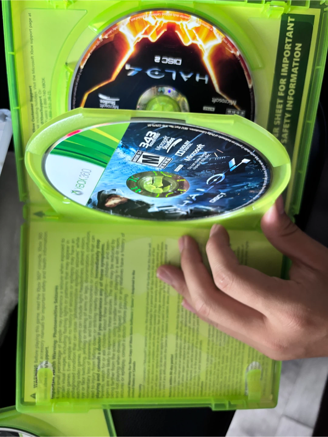 Xbox 360 250GB Console with Controllers and Games - photo 5
