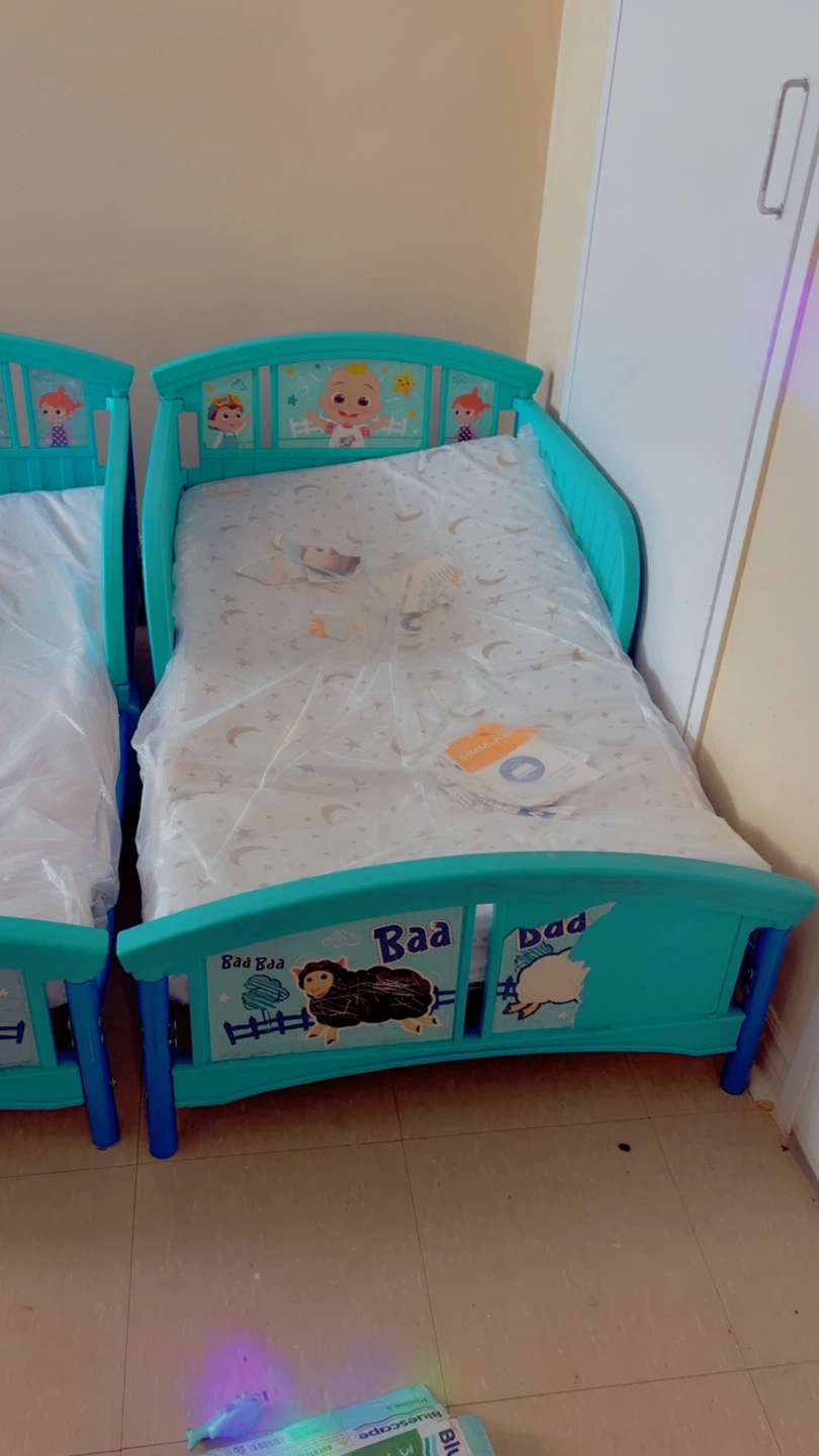 Cocomelon Toddler Bed with mattress brand new - photo 2