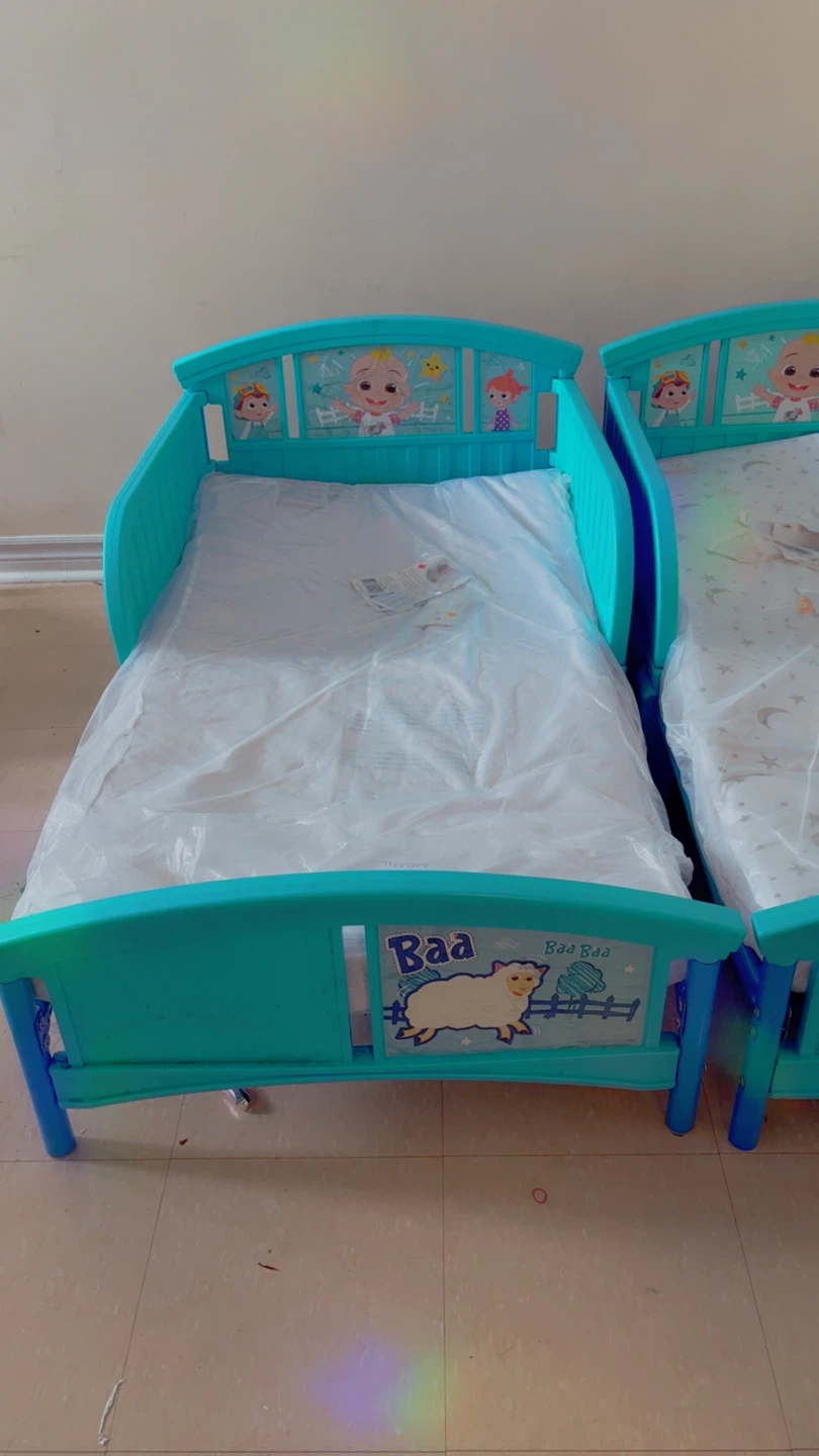 Cocomelon Toddler Bed with mattress brand new - photo 3