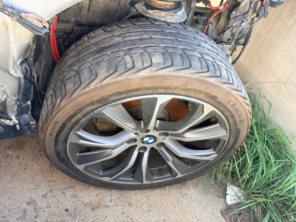 BMW X3 Auto Parts for sale (Excl. Engine and Transmission) - photo 2