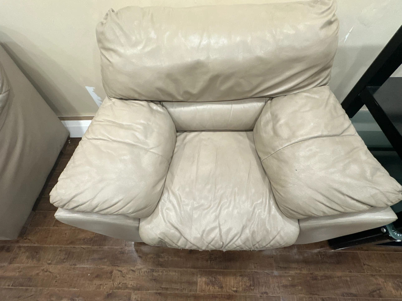 Light Beige Leather Sofa and Loveseat Set - photo 3