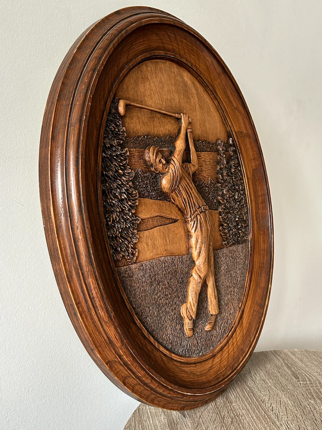 Vintage Kim Murray “Golfer” Faux Wood Relief - photo 3
