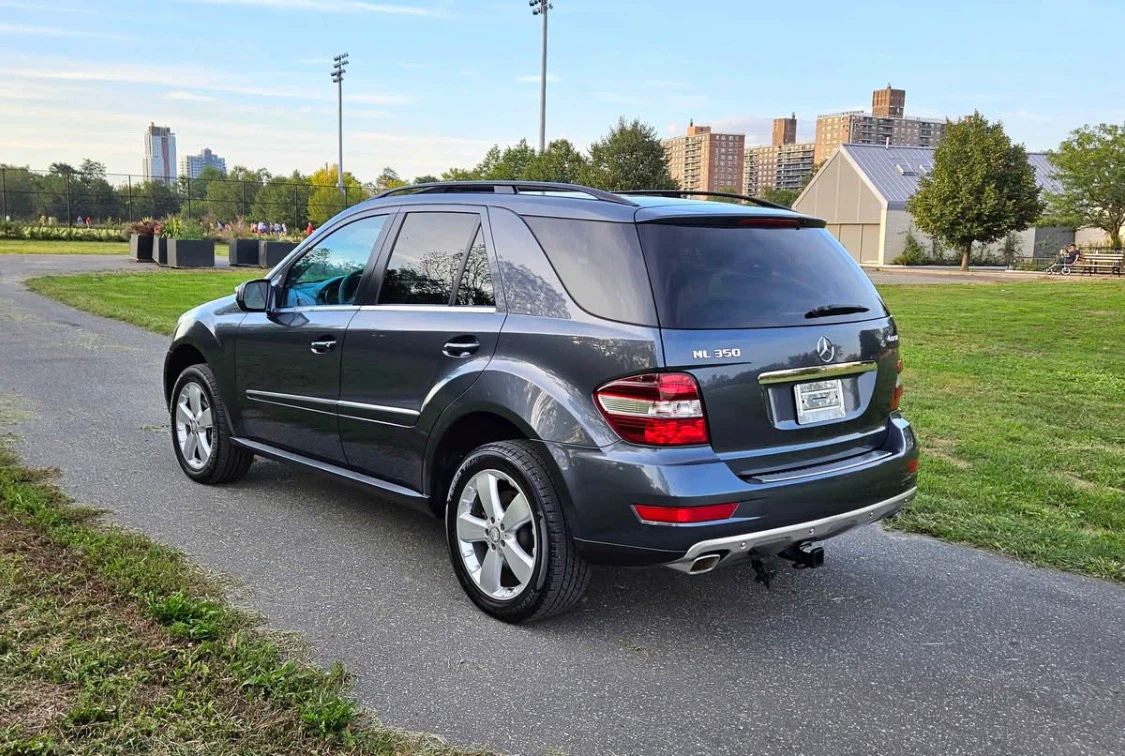 Mercedes-Benz ML 350 4MATIC SUV - photo 4