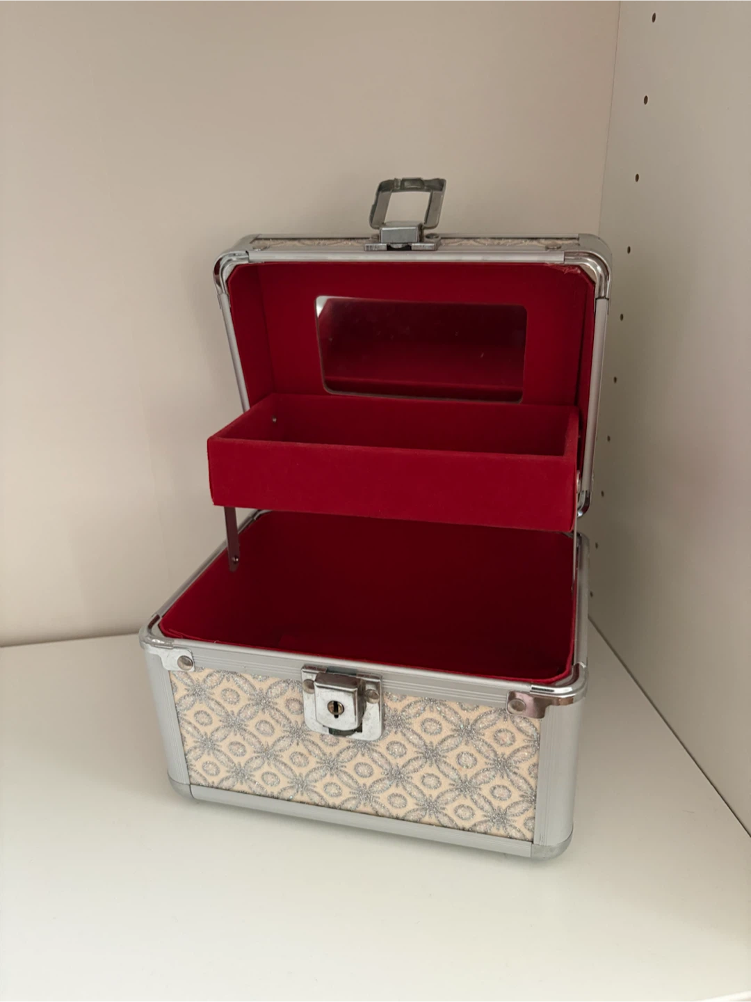 Silver glittery jewelry box - photo 2