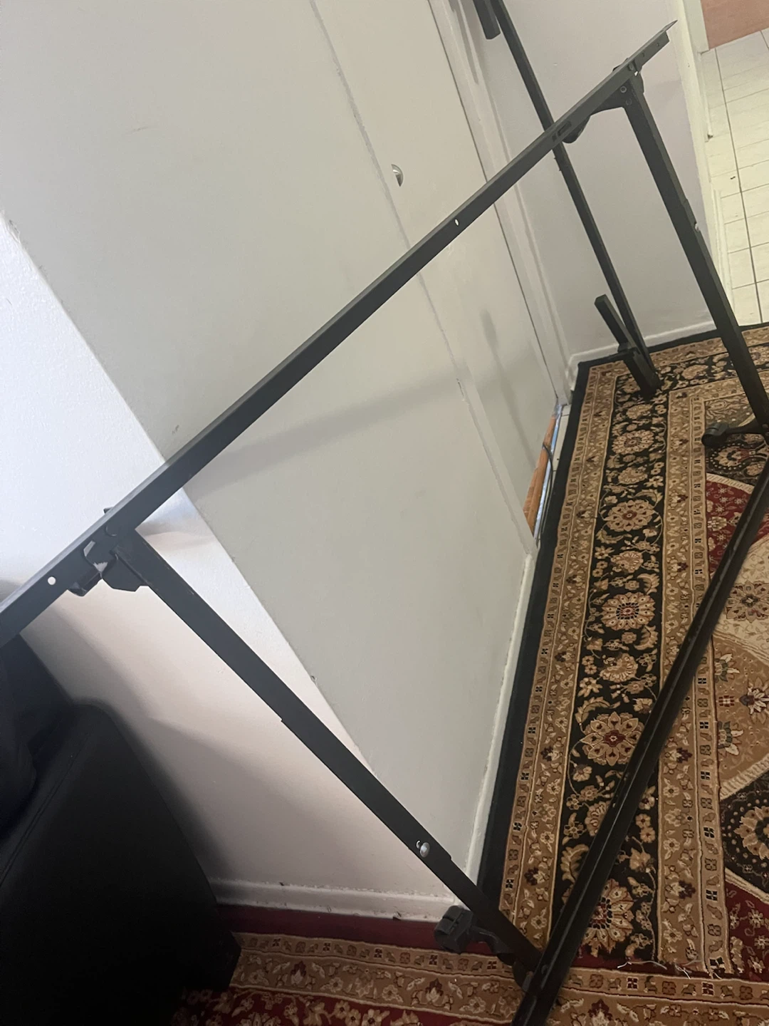 Wooden Bed Slats and Metal Bed Frame