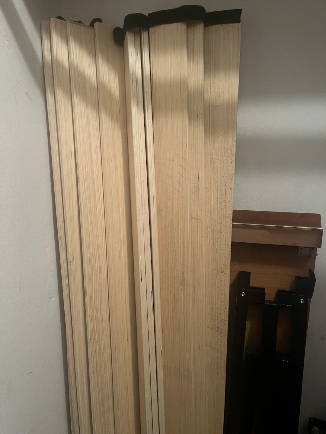 Wooden Bed Slats and Metal Bed Frame - photo 2