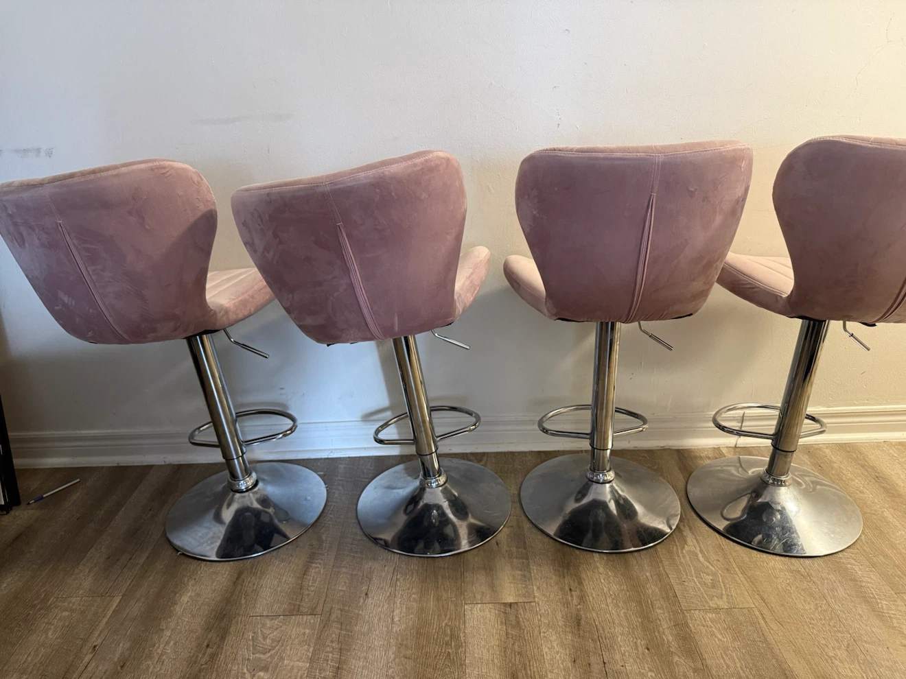 Set of 4 Pink Velvet Bar Stools - photo 3