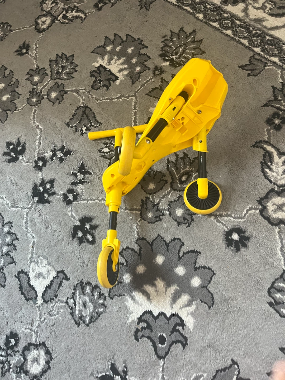 Yellow Bee Ride-On Scooter - photo 2