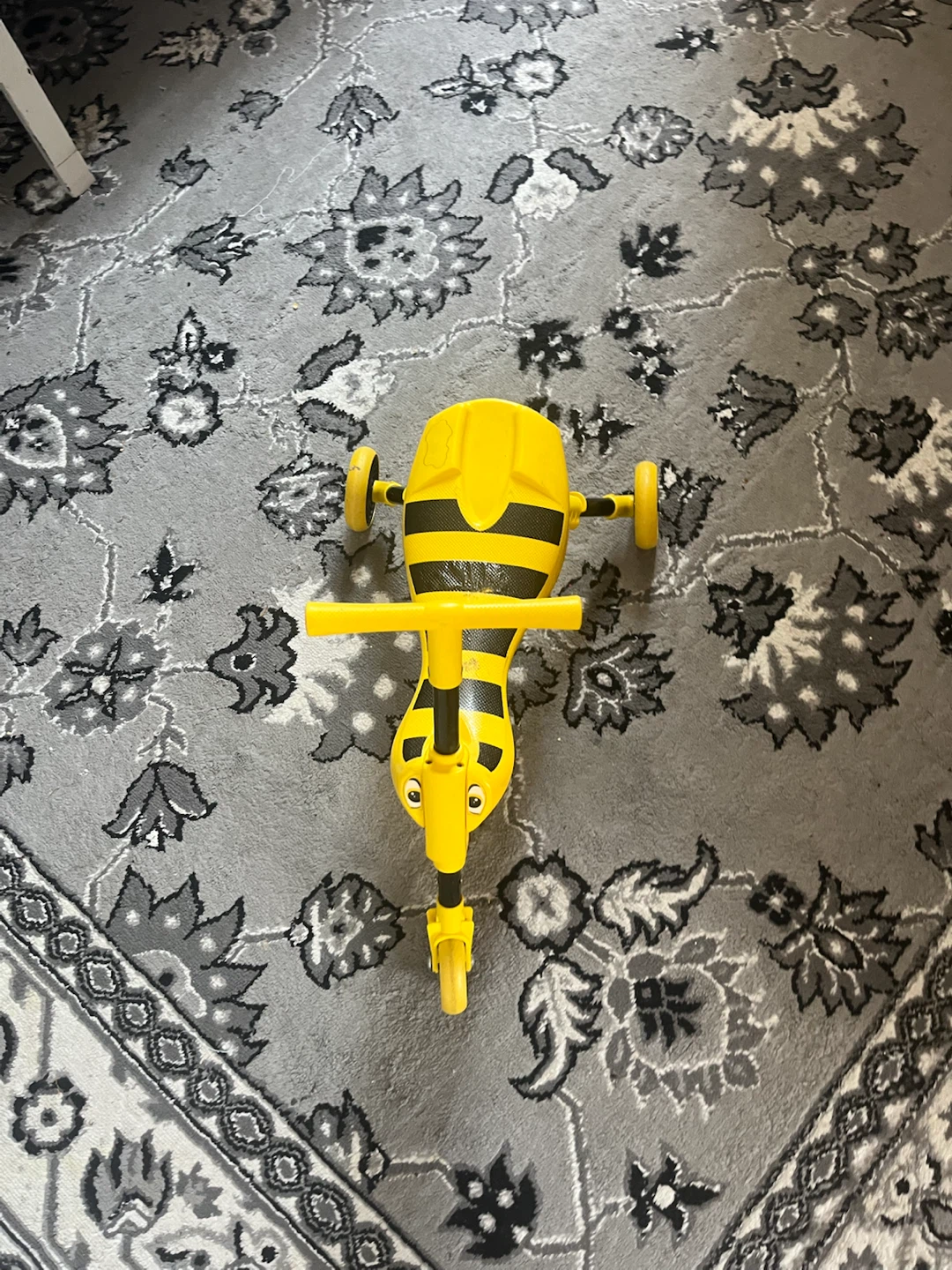 Yellow Bee Ride-On Scooter - photo 3