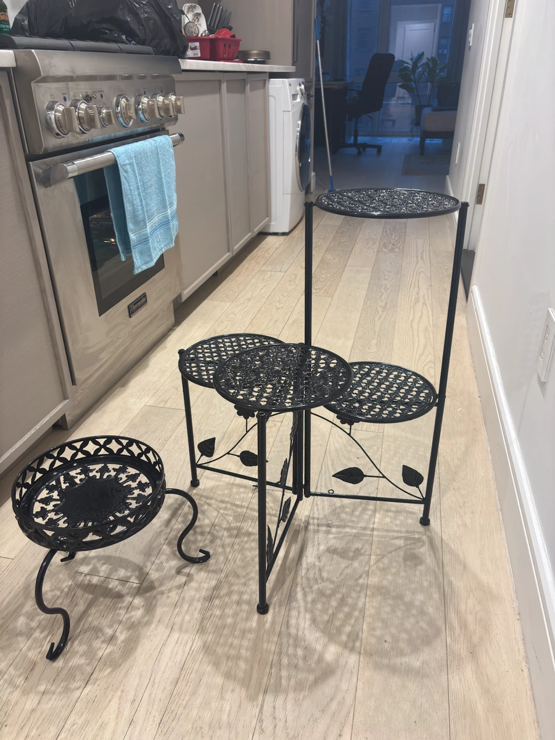 Black Metal Tiered Plant Stand